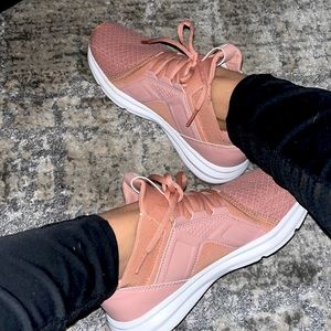 Womens Puma sneakers